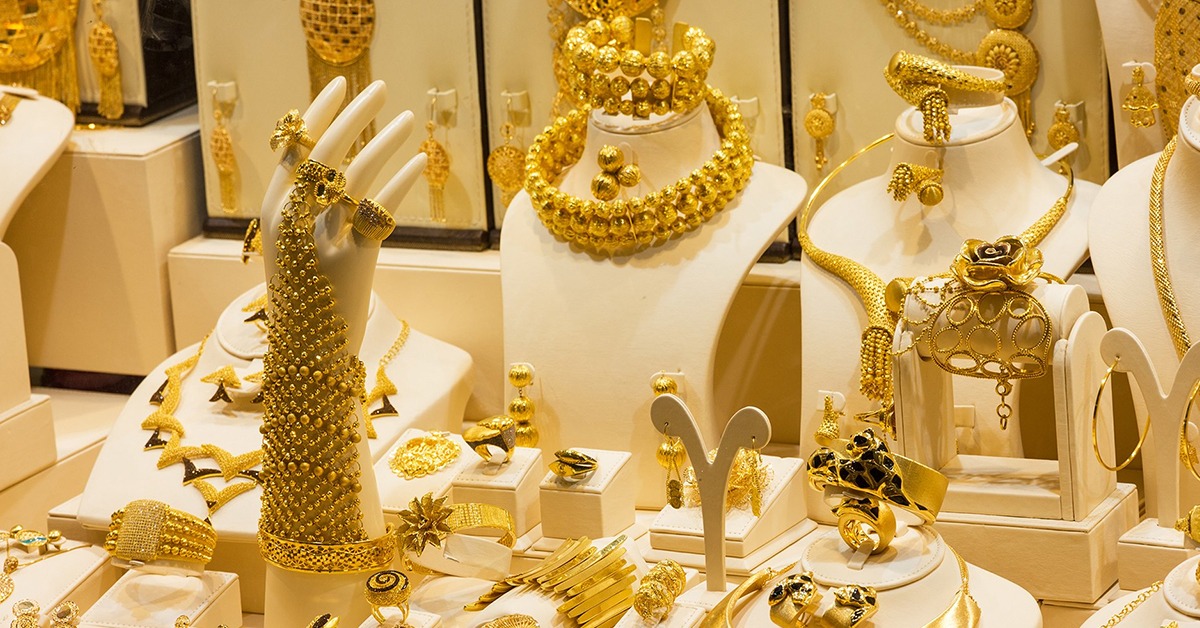 Gold trading and jewelry manufacturing representing Dubai's role handling 15% of global gold trade